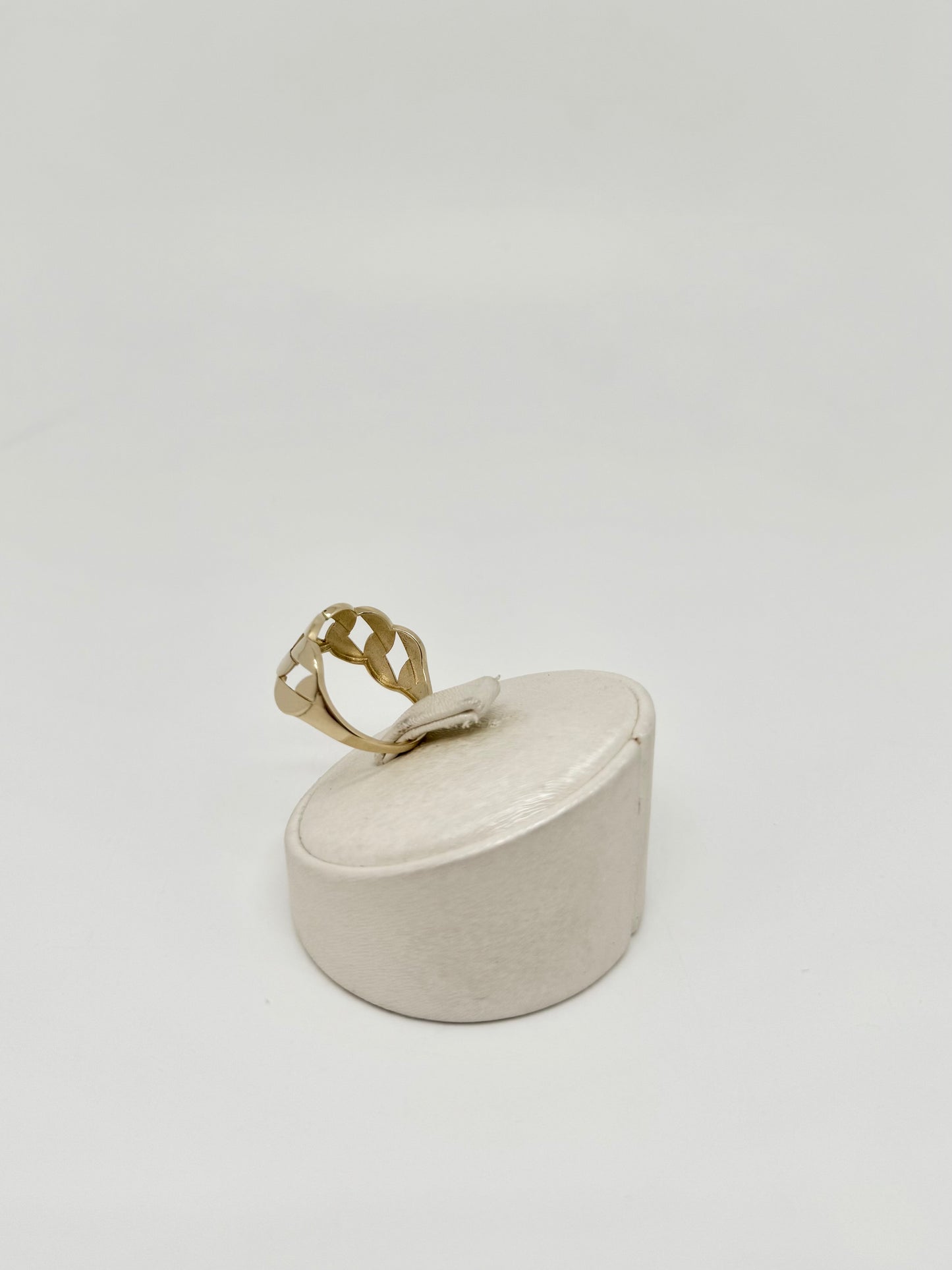 18k geelgouden ring, 2,88 g