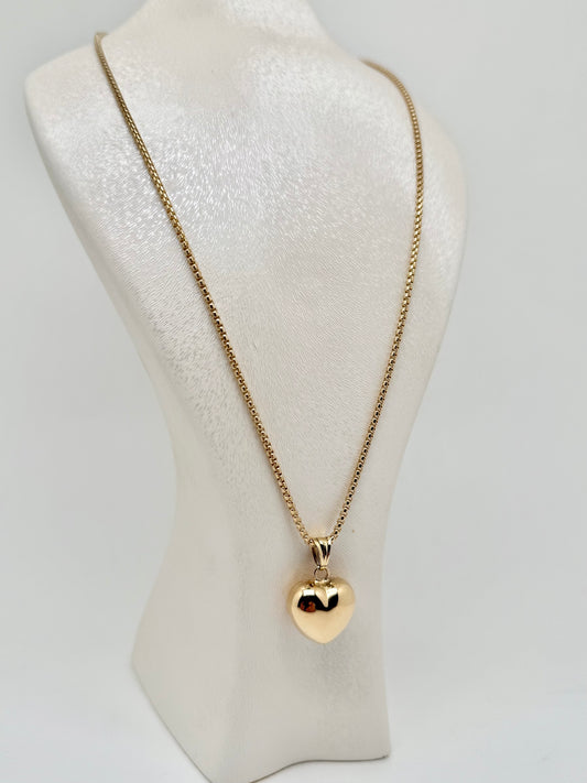 Yellow gold necklace with heart motif, double sided