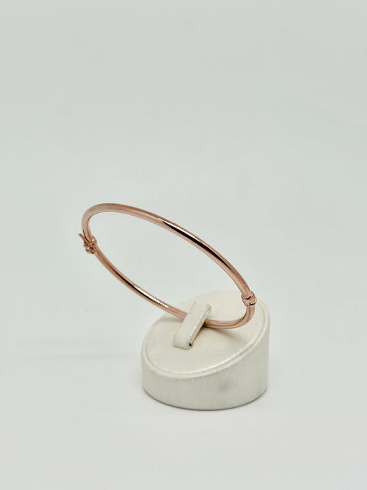 Round rose gold bracelet
