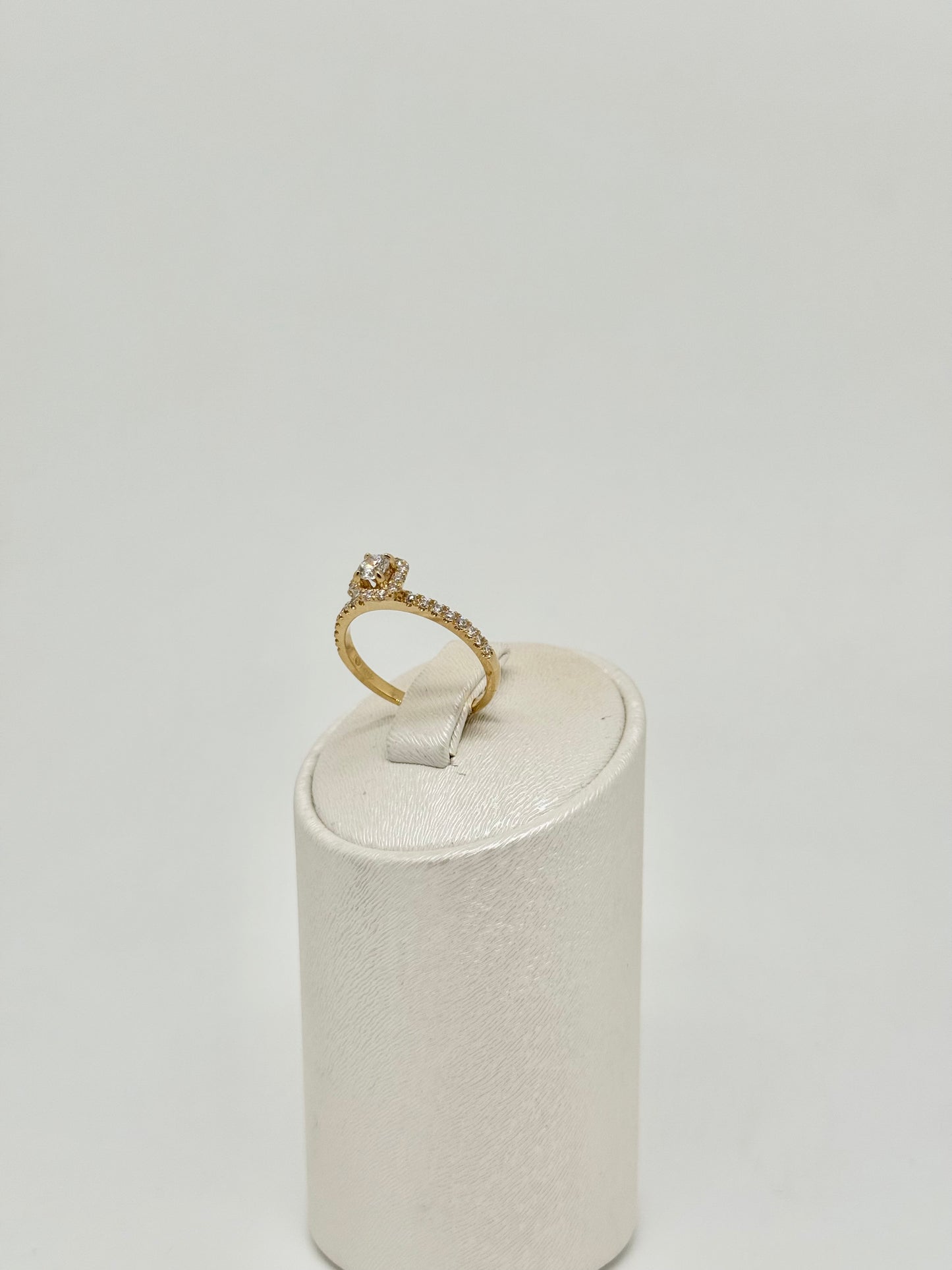 Bague fiancailles or jaune 18k , diamant naturel