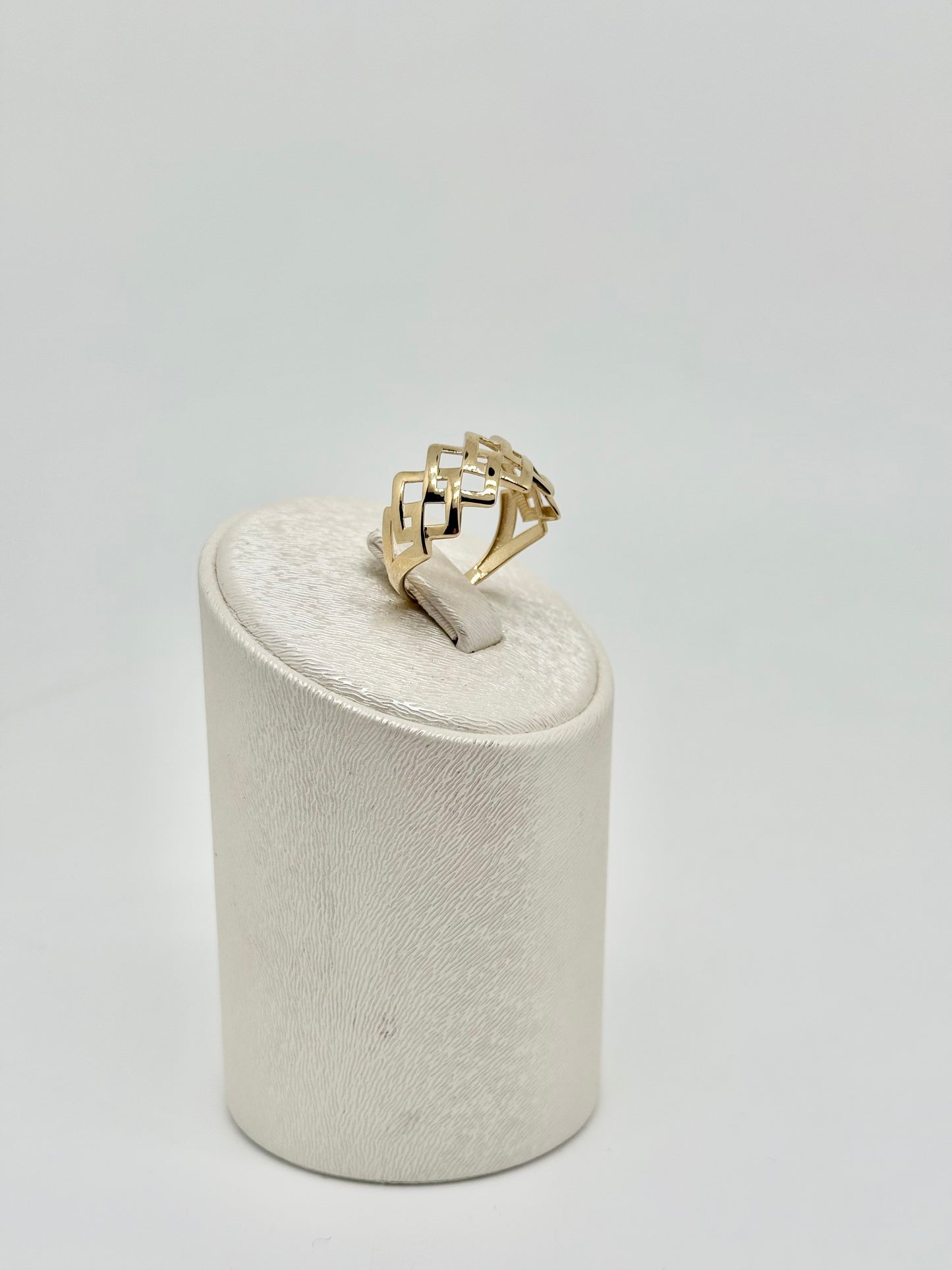 18k/750 yellow gold ring