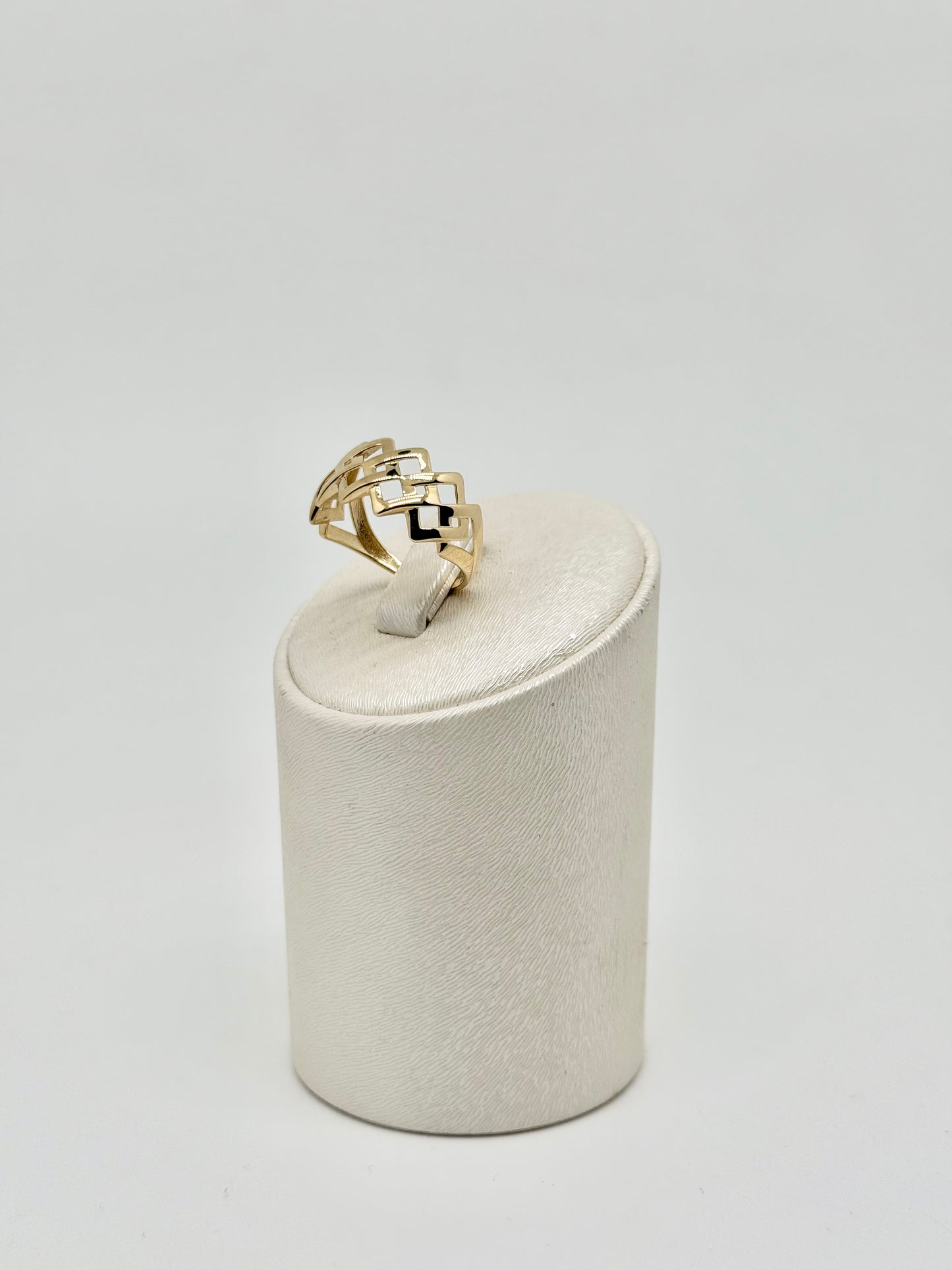 18k/750 yellow gold ring