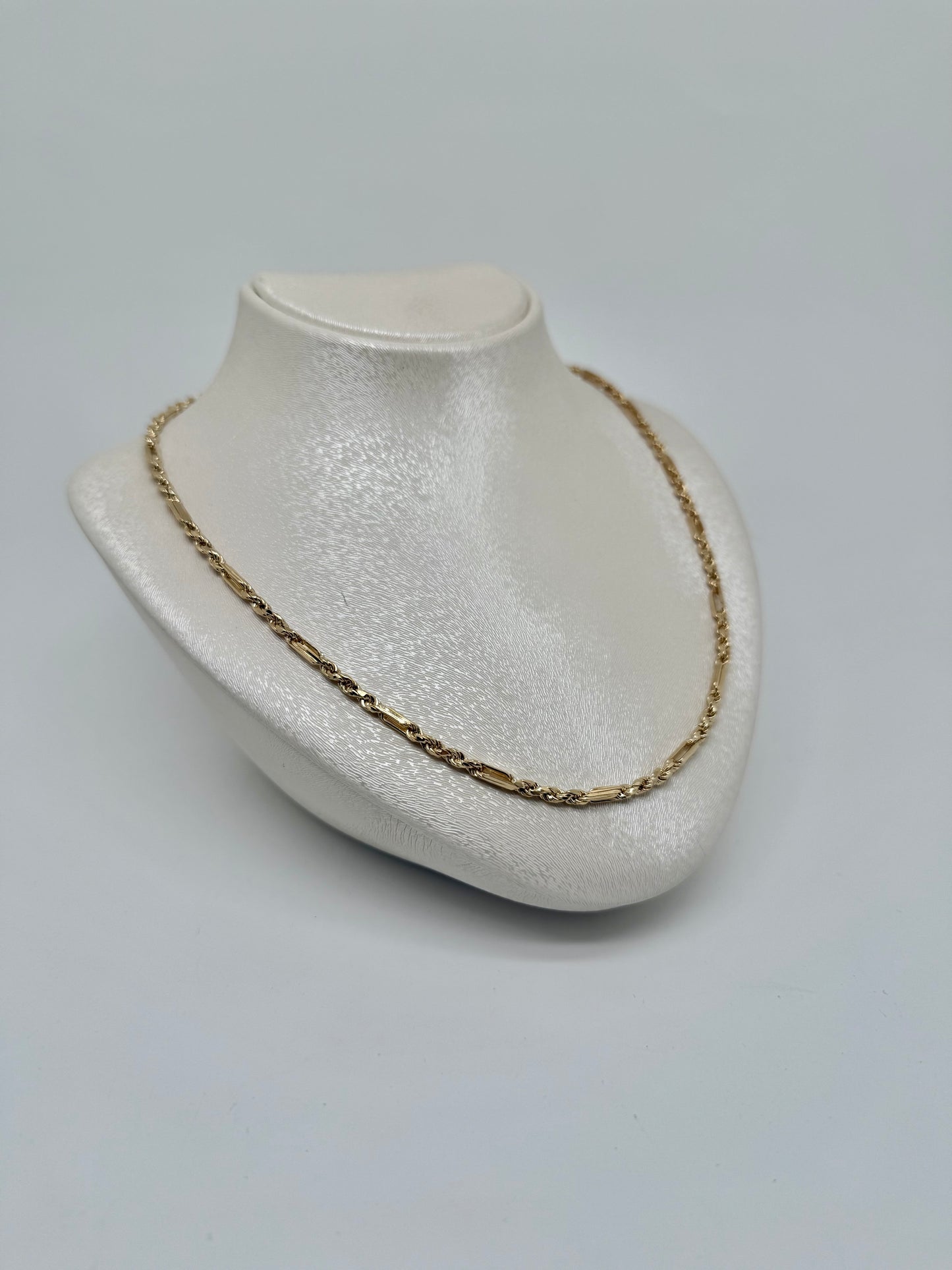 Yellow gold chain, 12.34 g