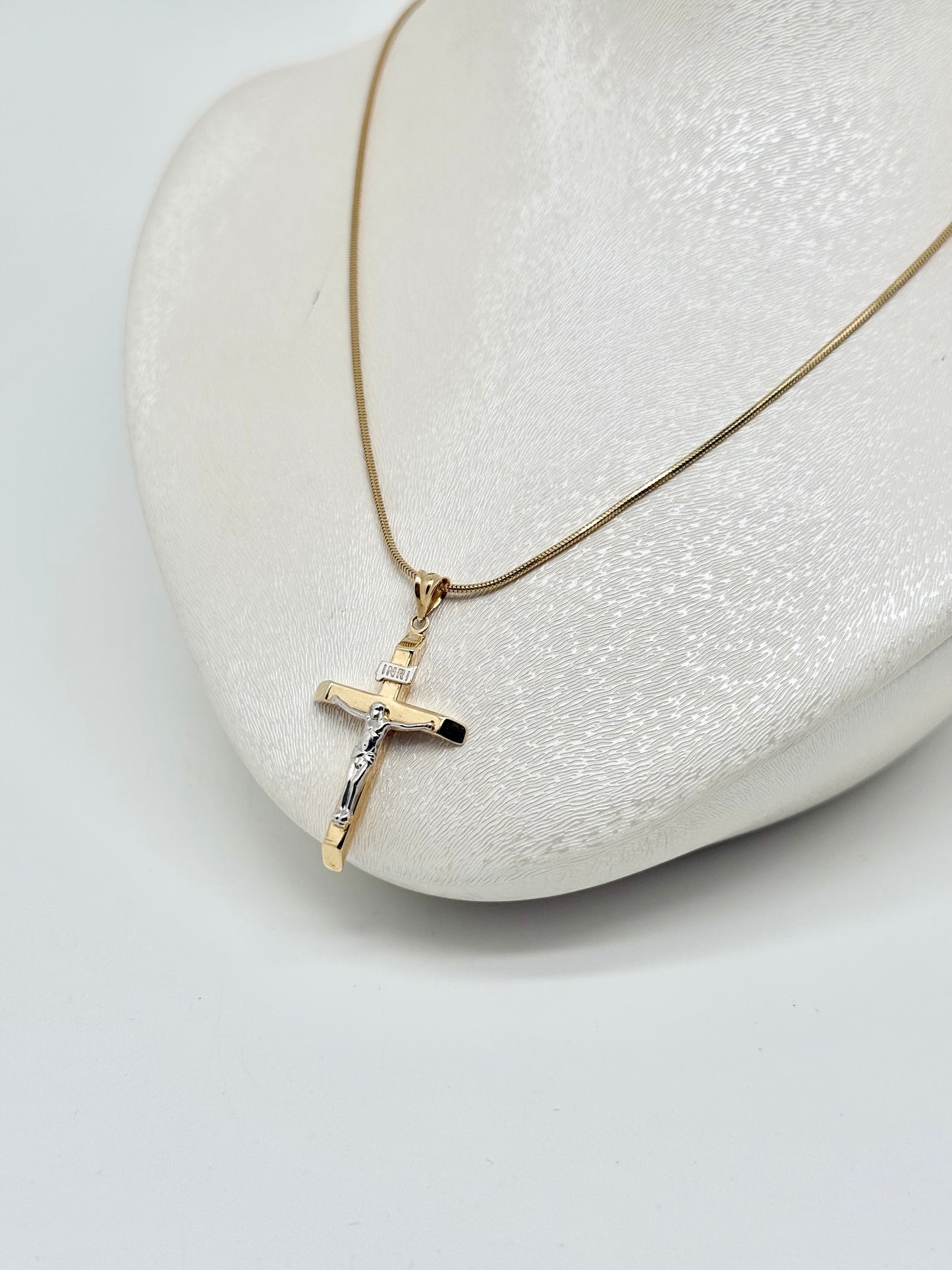 Yellow gold necklace with white and yellow gold cross pendant