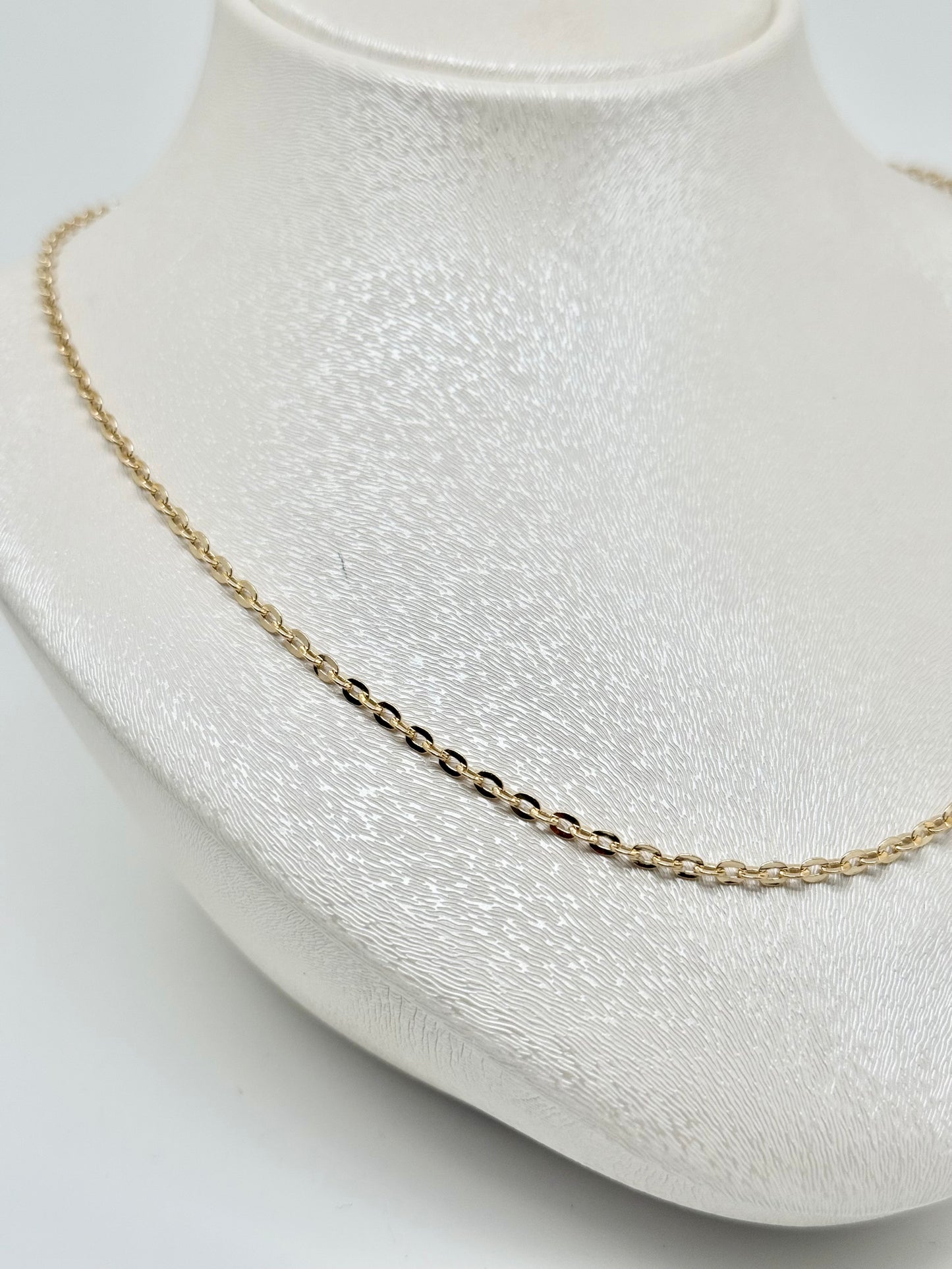 18k/750 yellow gold necklace -