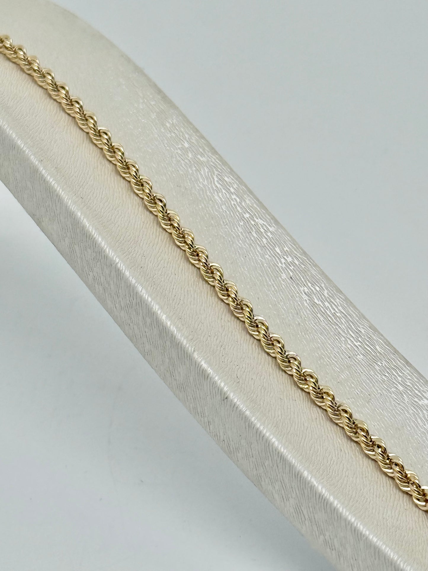 Gedraaide armband in 18k/750 geelgoud, 1,84 g