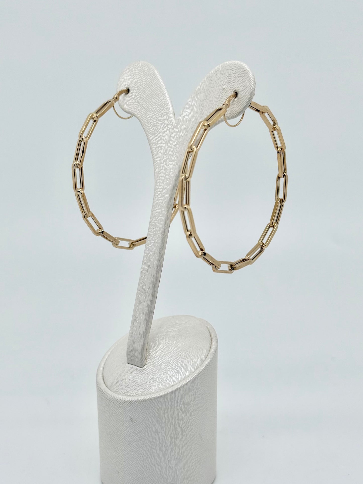 Large yellow gold hoop earrings, 18 carats/750, 4.84g