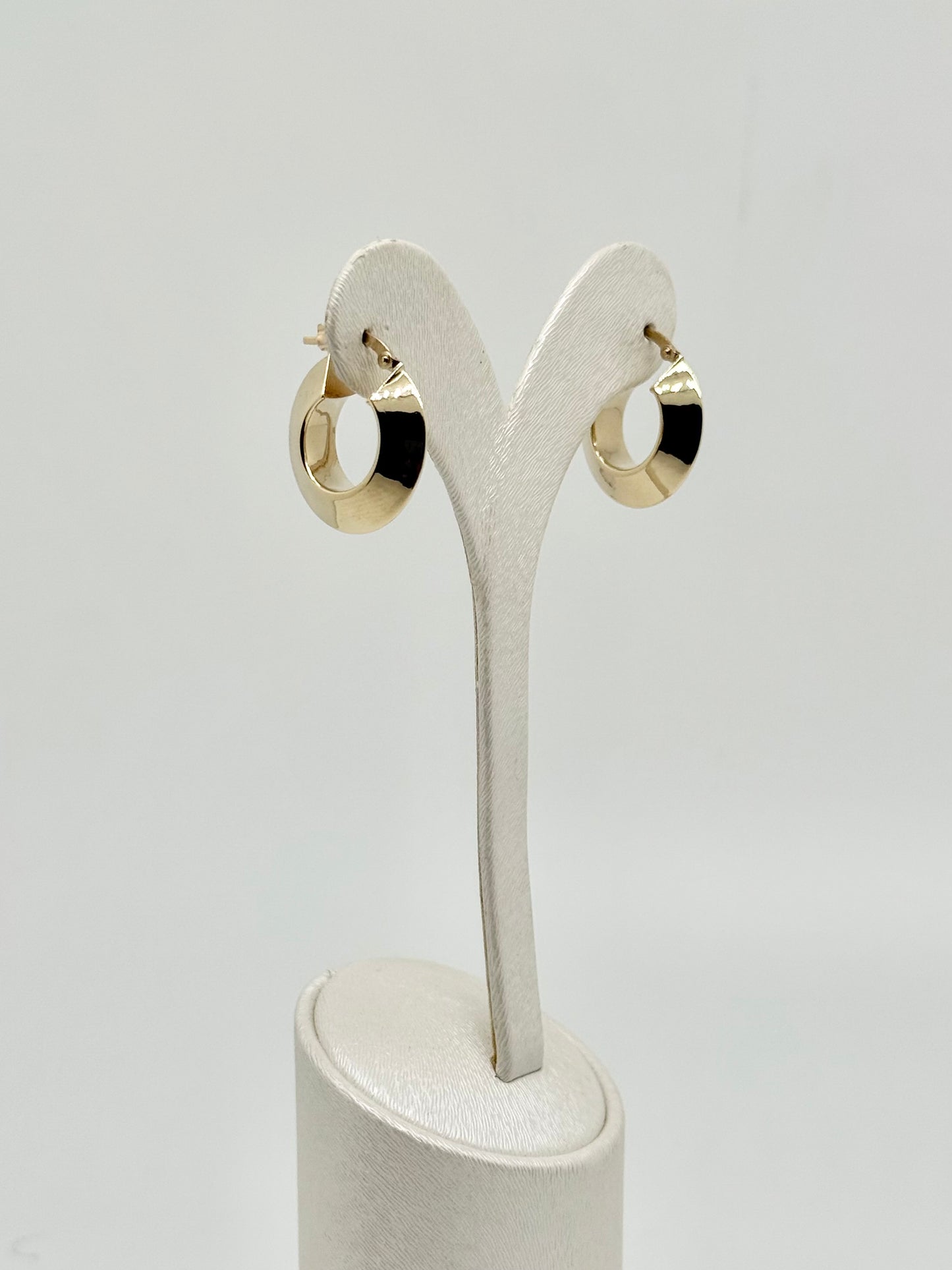 Hoop earrings in yellow gold, 18k/750, 3.27g