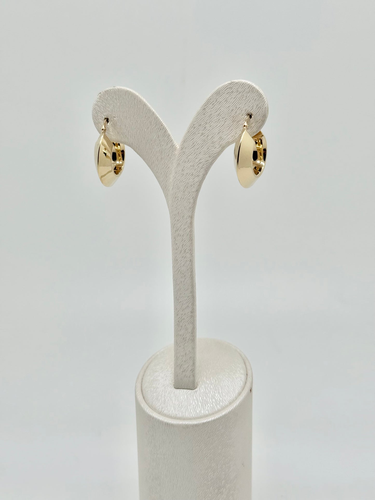 Hoop earrings in yellow gold, 18k/750, 3.27g