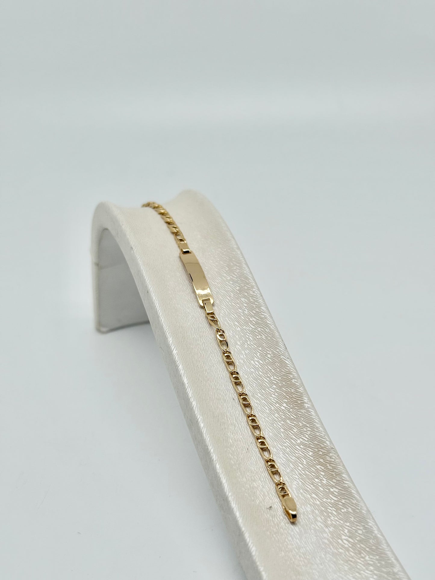 Babyarmband, inclusief gravure, 18k/750 goud, 2.02