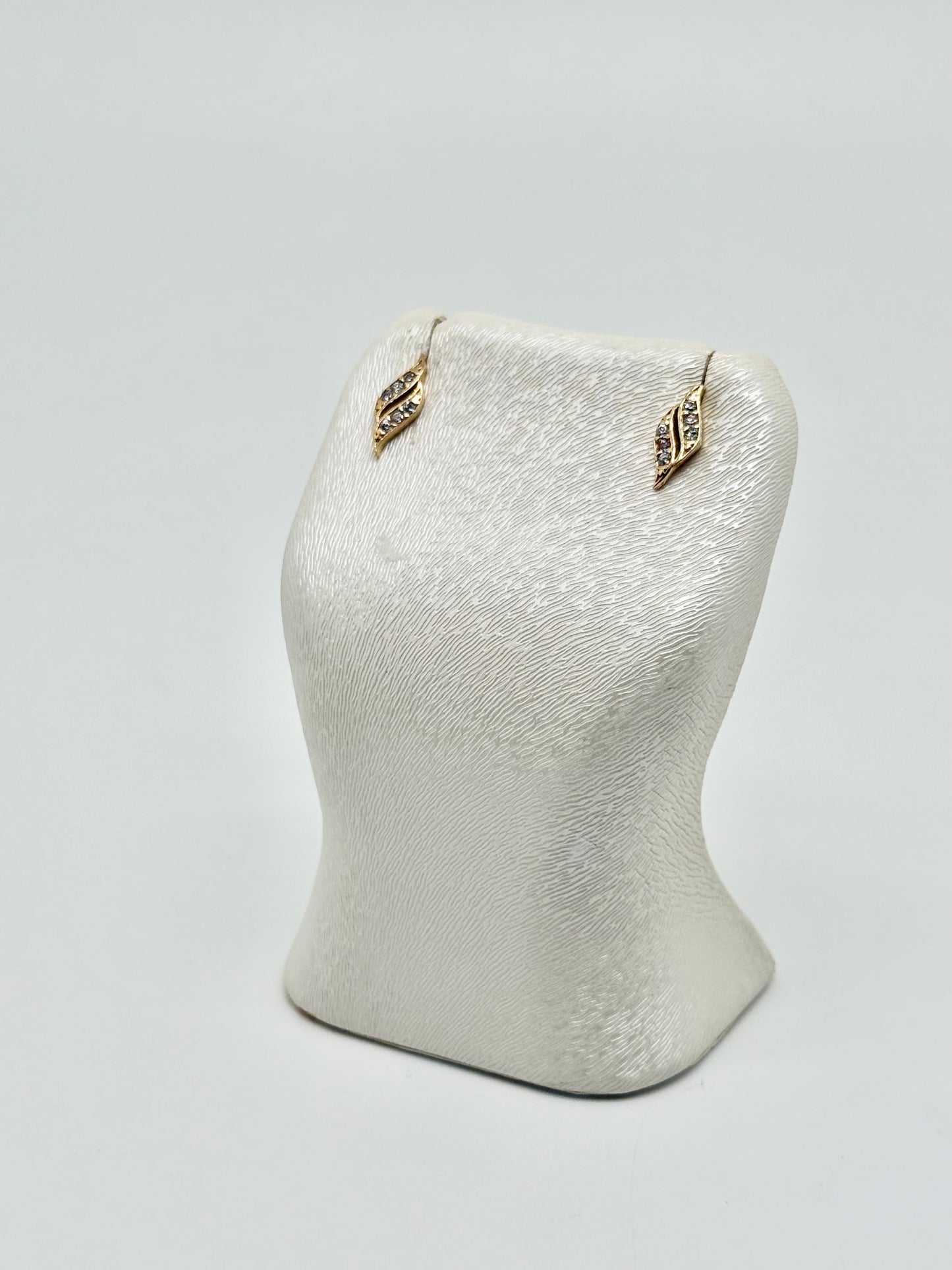 Kinderoorbellen bezet met zirkonen, 18k/750 goud, 1,38g