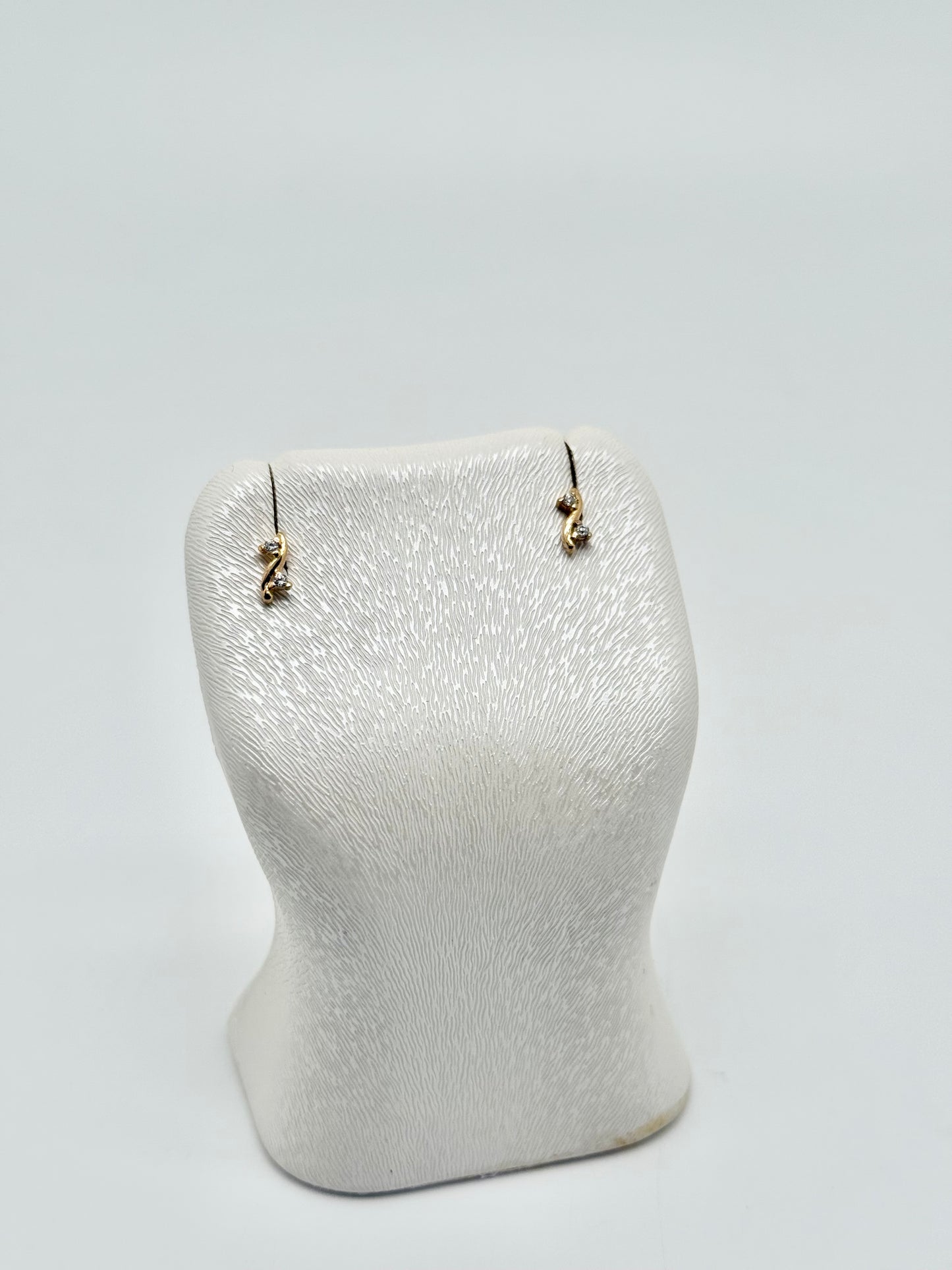 Kinderoorbellen bezet met zirkonen, 18k/750 goud, 0,97g