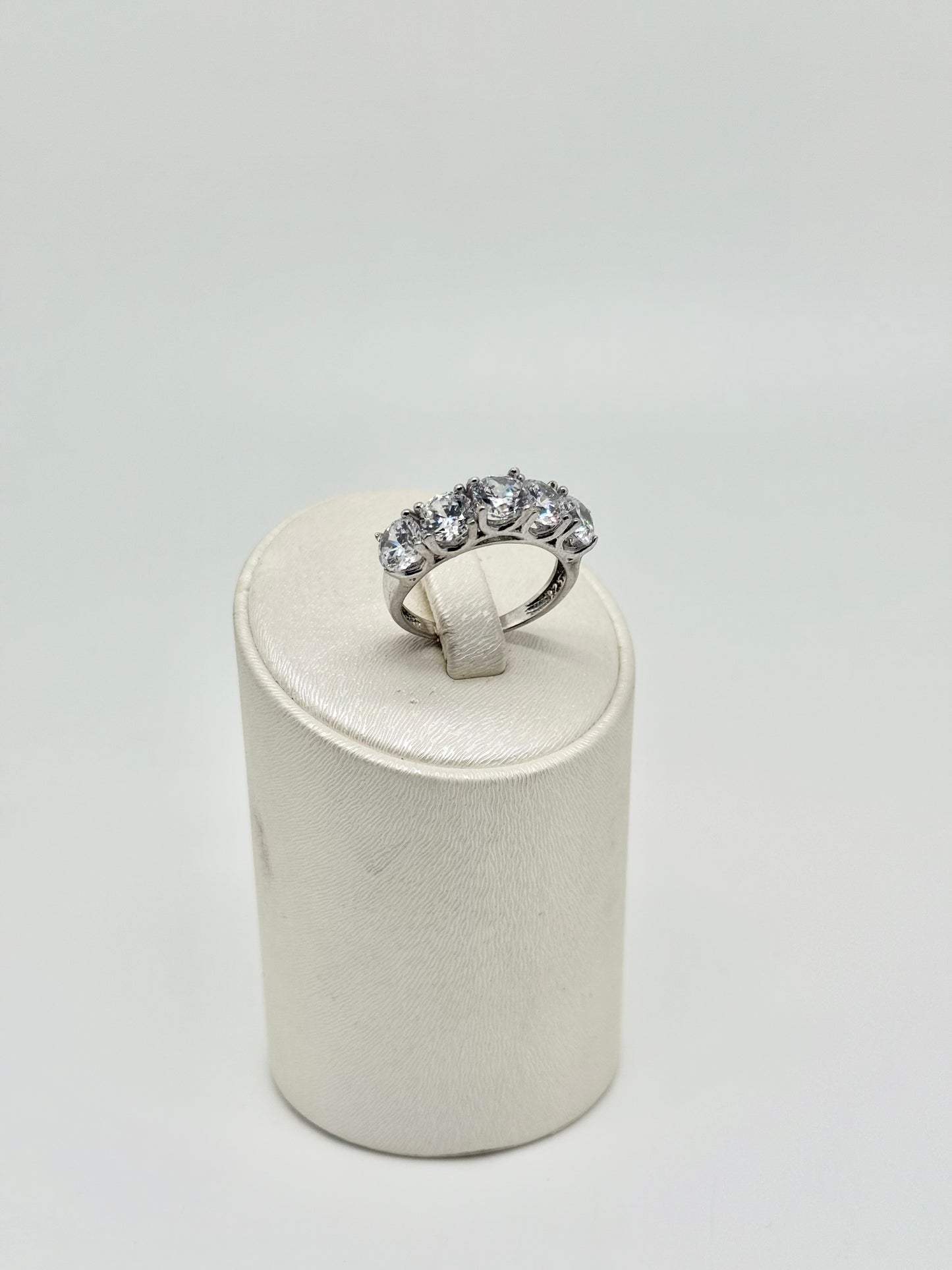 925 sterling silver ring, set with cubic zirconia, rhodium-plated silver, 4.79g