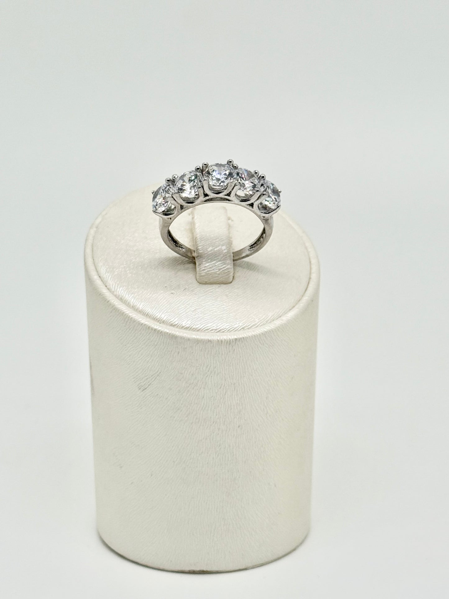 925 sterling silver ring, set with cubic zirconia, rhodium-plated silver, 4.79g