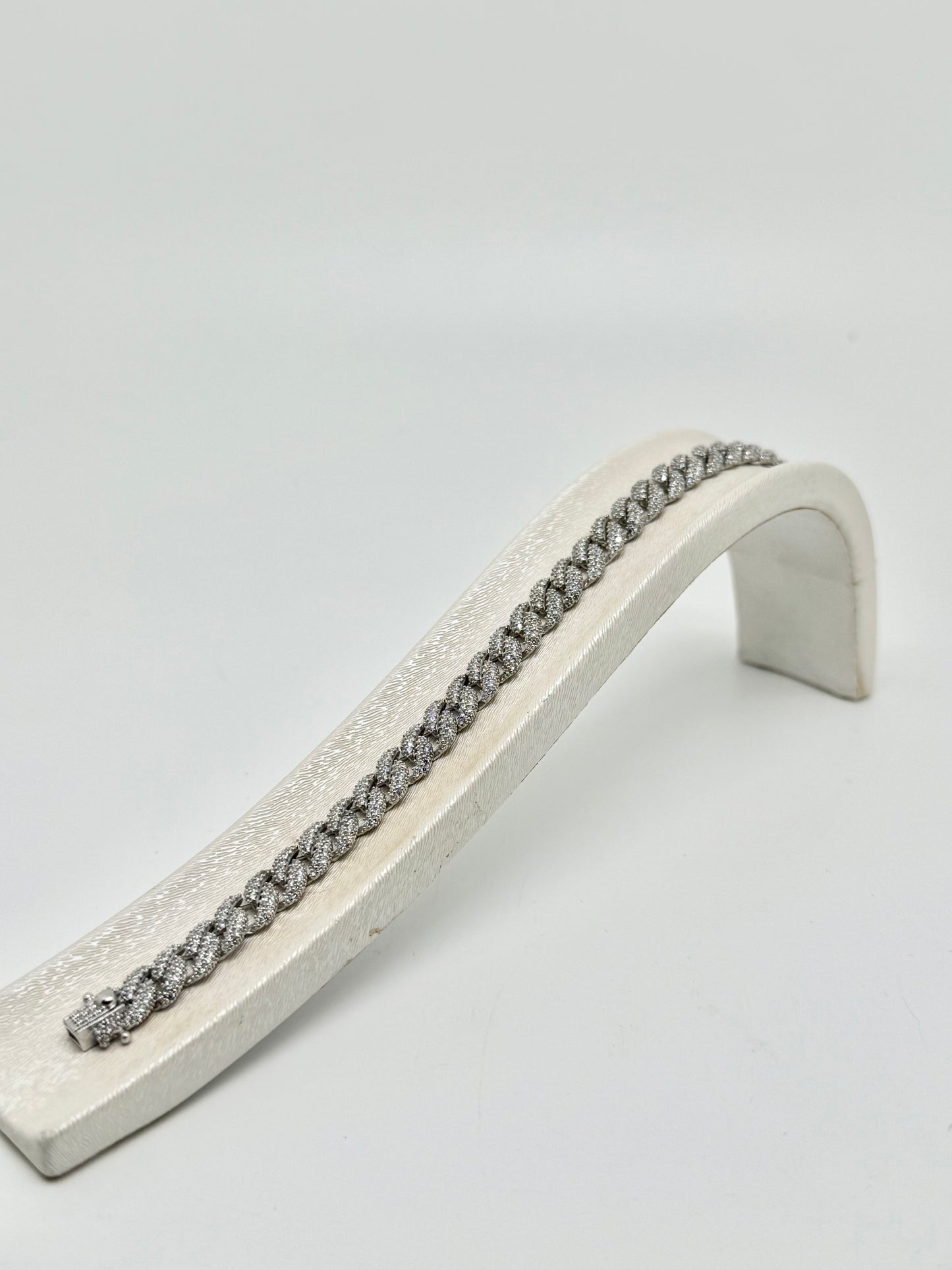 925 sterling silver Cuban link bracelet set with zircon, 15.21 g