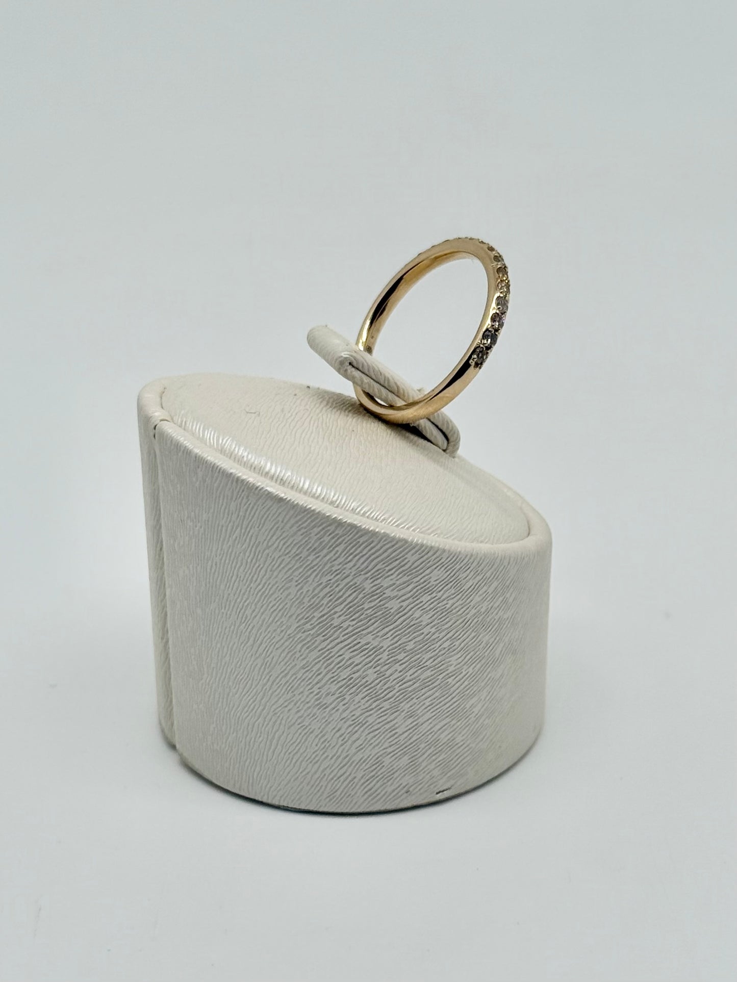 Yellow gold ring, natural diamonds totaling 0.30ct