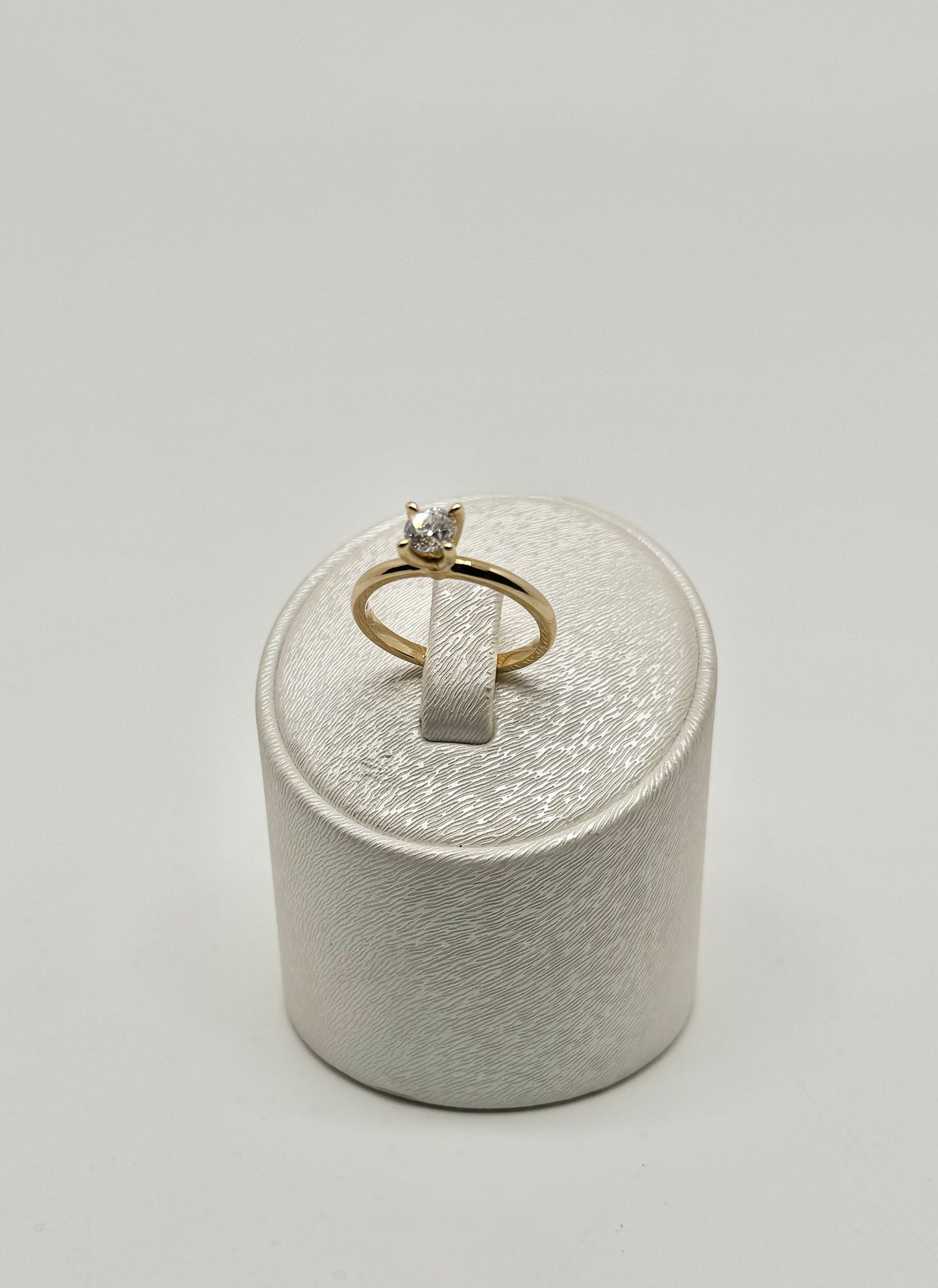 Bague de fiancailles rond brilliant