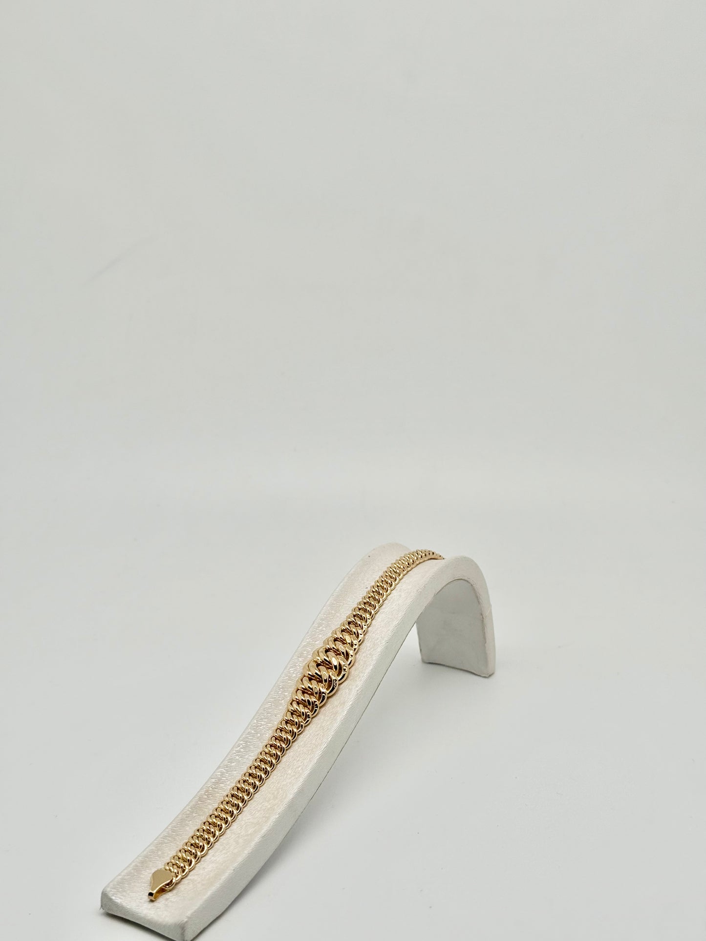 Yellow gold bracelet 8.88g