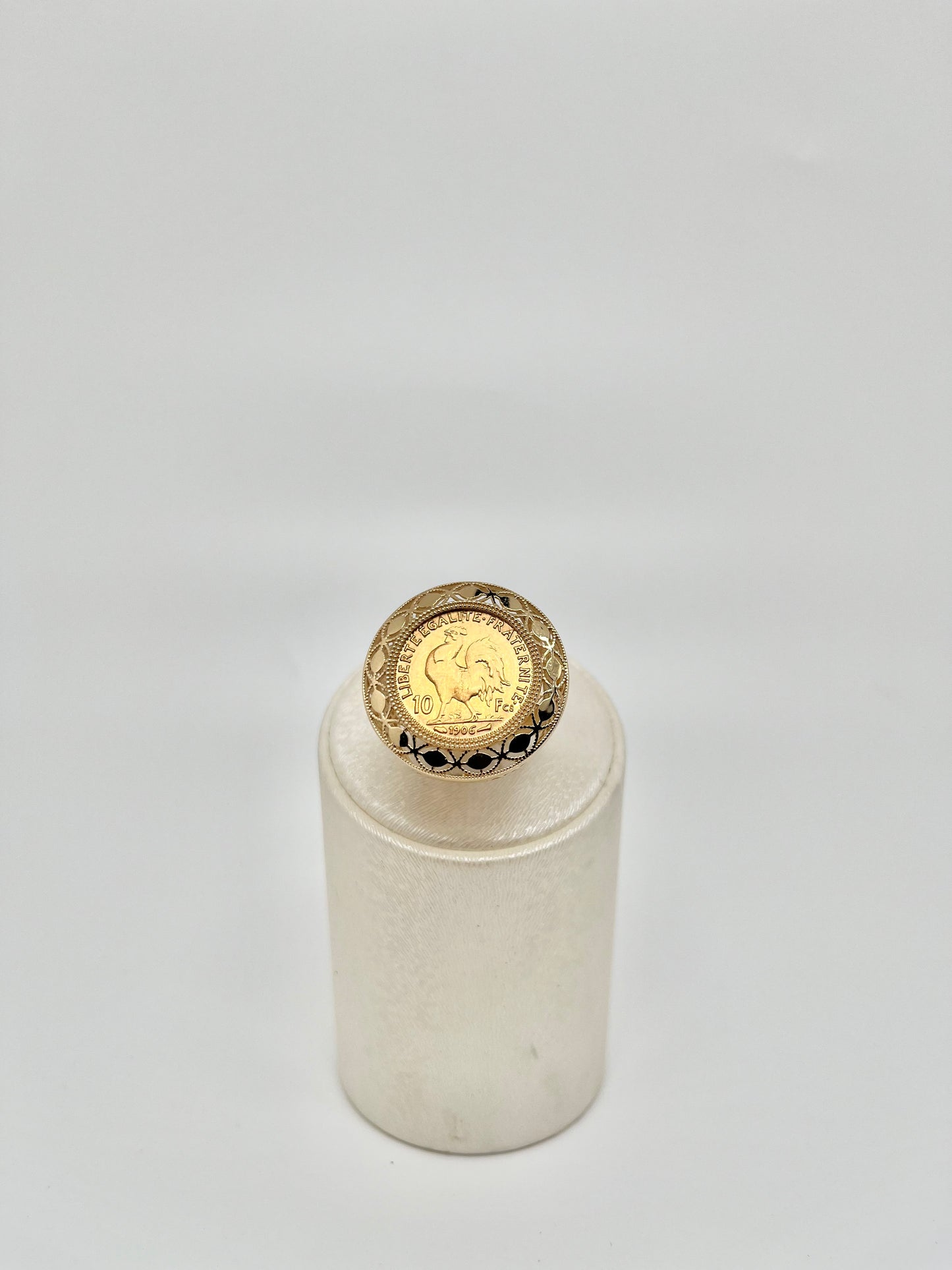 Gold ring - Marianna Rooster piece