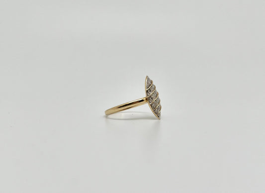 Ring van geel goud, 0,16 karaat diamanten