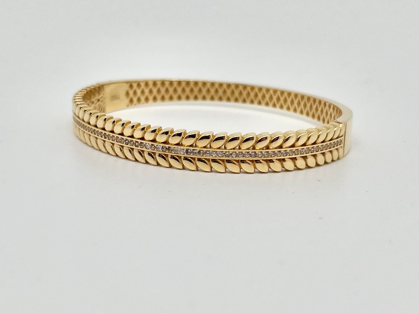 Yellow gold bracelet