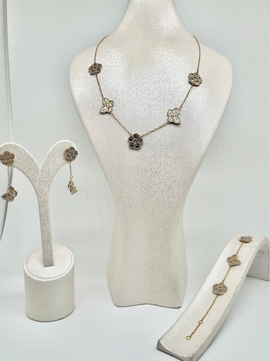 Wit/geelgouden set