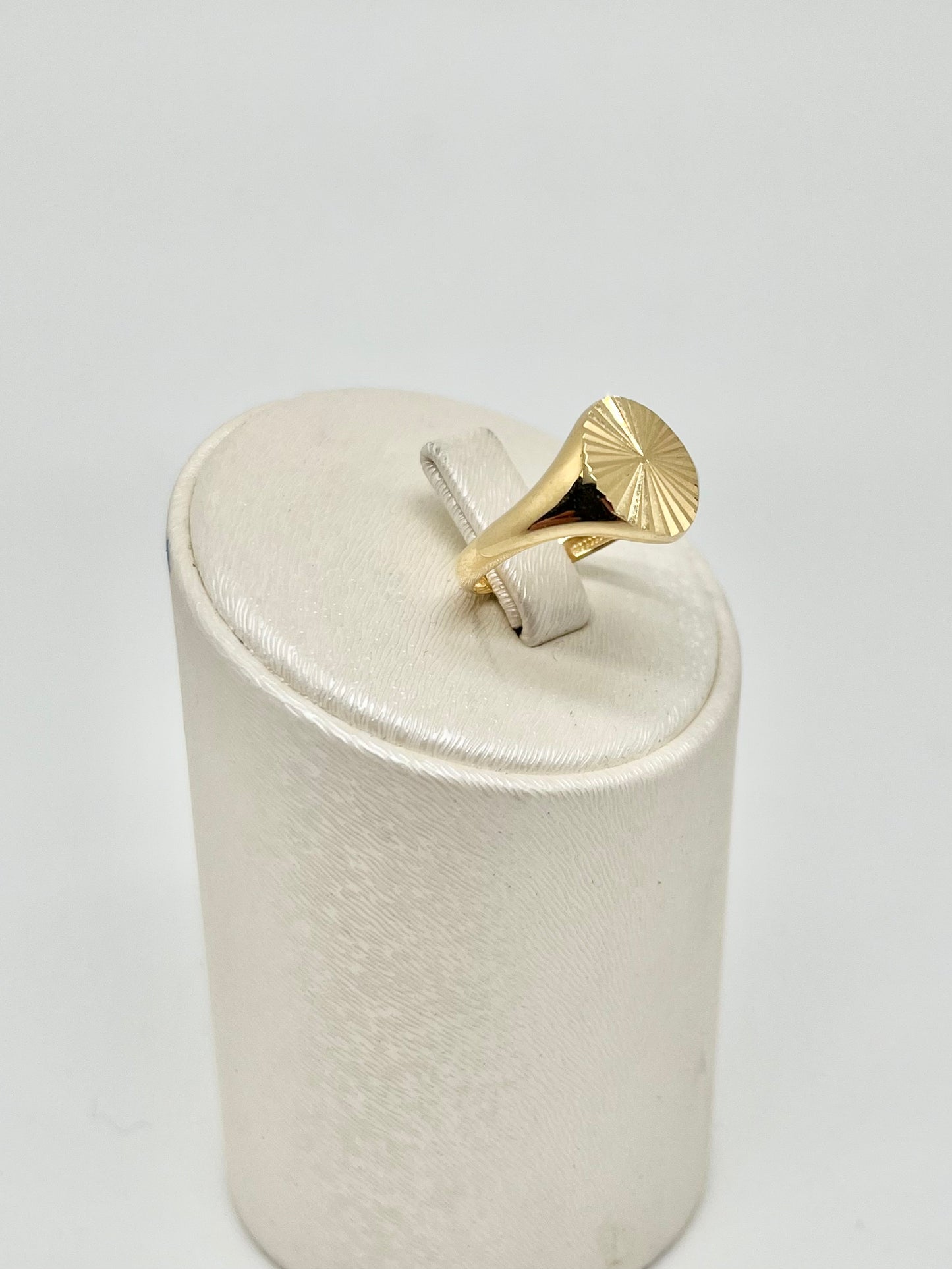 Geelgouden ring
