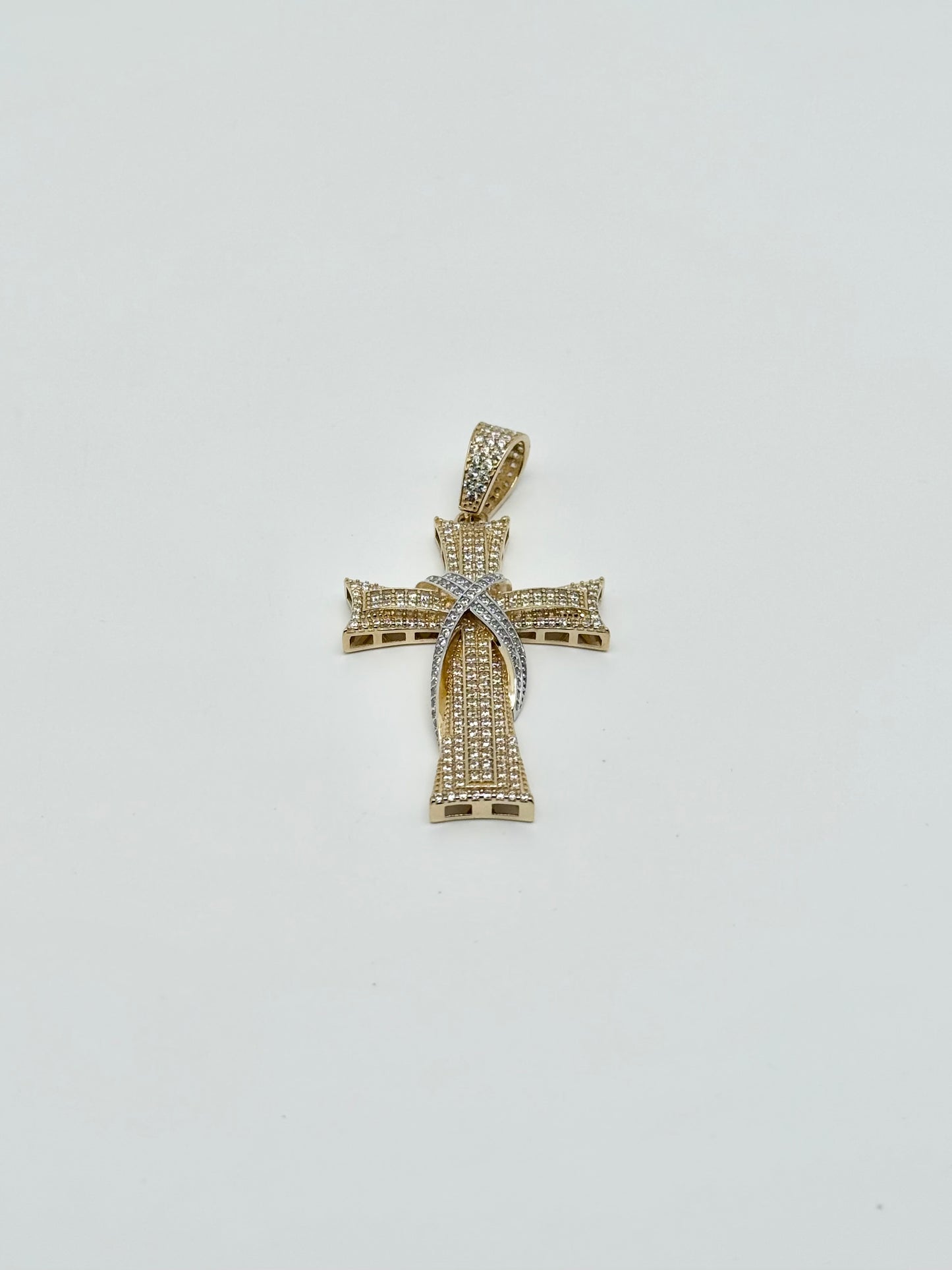 Cross pendant
