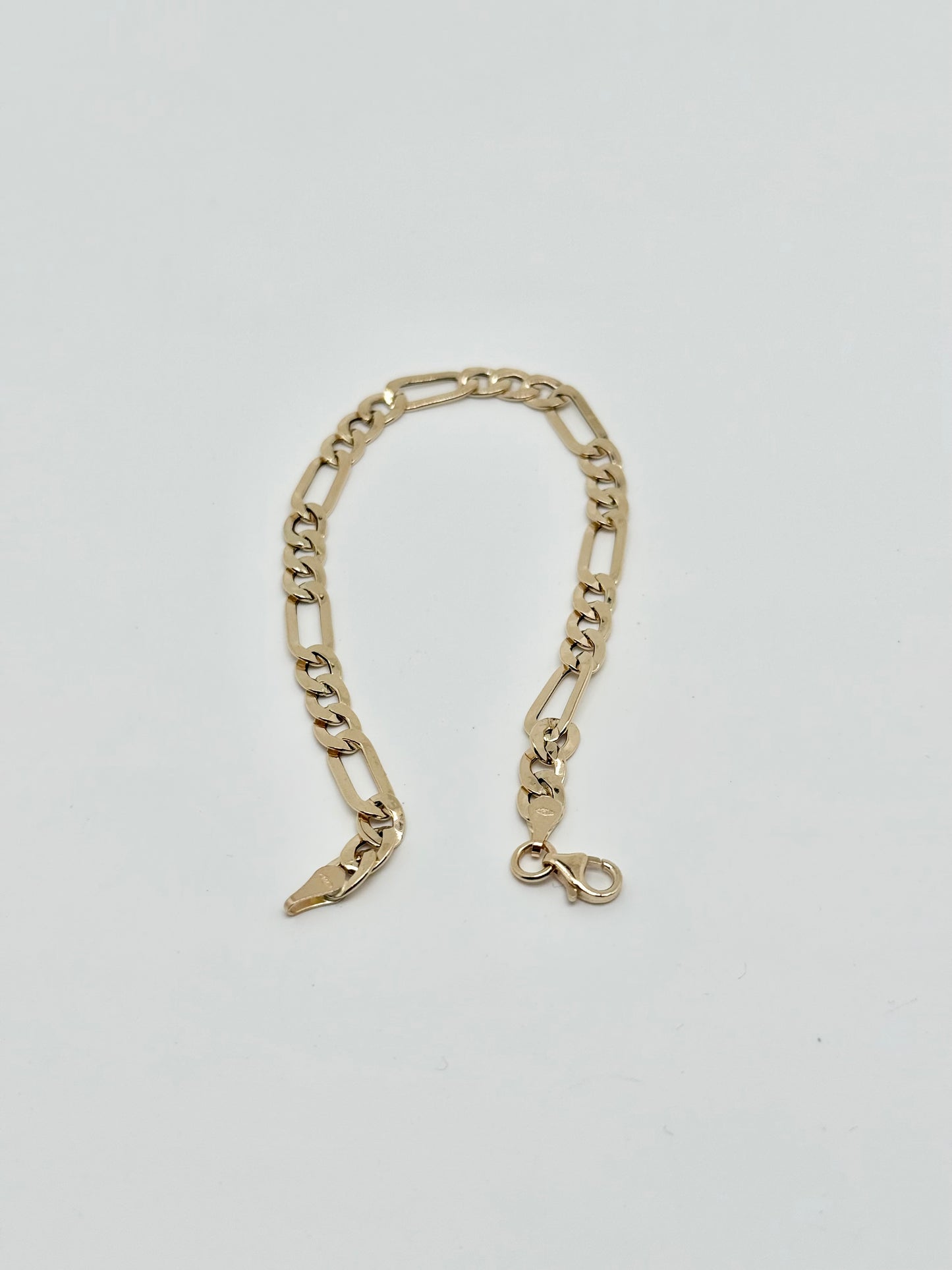Yellow gold 'figaro' bracelet
